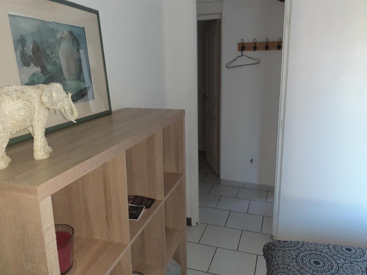 Bed and Breakfast Chez Jeanfi Fronsac  Exterior foto