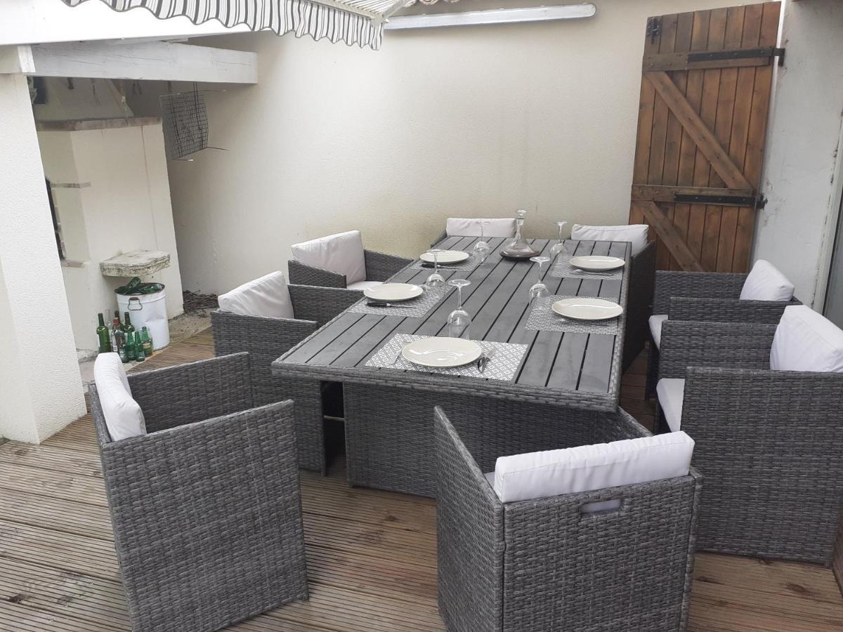 Bed and Breakfast Chez Jeanfi Fronsac  Exterior foto